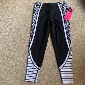 NWT Betsey Johnson High Rise Zebra Print Black Leggings Size Small